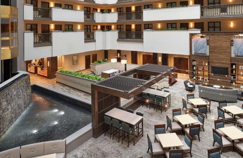 Alpharetta Hotel | Embassy Suites by Hilton Atlanta Alpharetta