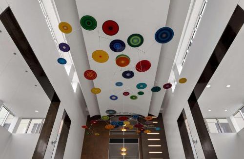 Elizabeth Hotel | Embassy Suites by Hilton Newark Airport