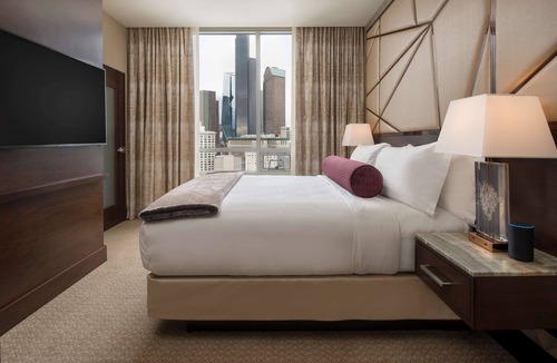 Pioneer Square Hotel | Embassy Suites by Hilton Seattle Downtown Pioneer Square