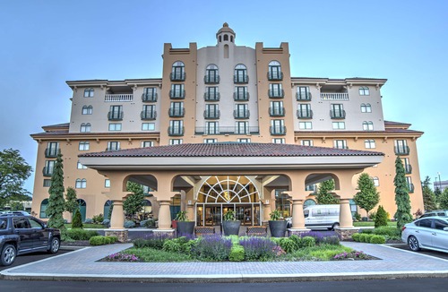 Indianapolis Hotel | Embassy Suites Indianapolis North