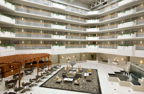 Newark Hotel | Embassy Suites Newark - Wilmington/South