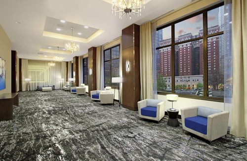 Downtown Pittsburgh Hotel | Embassy Suites Pittsburgh Downtown