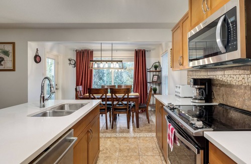 Kincora House | Ember Haven - 1 Hr Banff | Yard | BBQ | 20m Airprt
