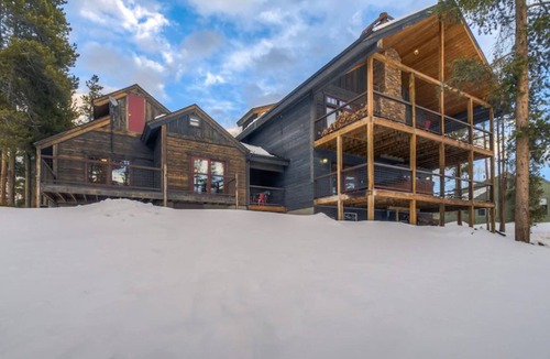 Fraser House | Emberwood Lodge Winter Park, Colorado