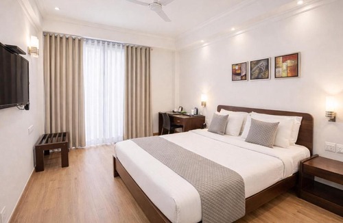 DLF City Hotel | EMBLEM Hotel - Arjun Marg, Golf Course Road, Gurgaon