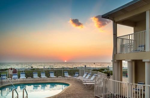 Belleair Beach Apartment | Emerald at Belleair Beach Club
