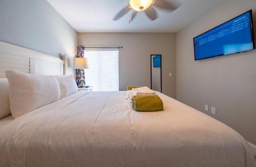 Belleair Beach Apartment | Emerald at Belleair Beach Club