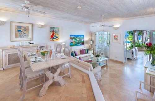 Gibbs Bay Villa | Emerald Beach 3 - Ixoria