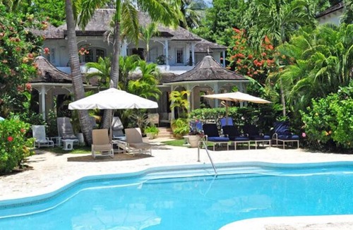 Gibbs Bay Villa | Emerald Beach 3 - Villa Ixoria Summer Promotion | Beach View - Located in Beautiful Gibbs Bay with Private Chef Services