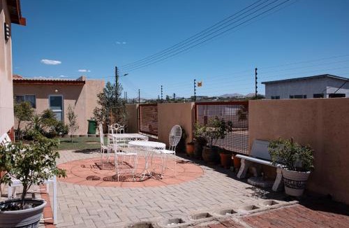 Windhoek West Bed & Breakfast | Emerald Bed&Breakfast