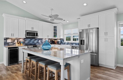 Emerald Isle House | Emerald Dream: Sun, Sand & Splash Zone