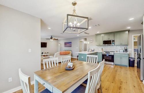Del Mar House | Emerald Escape
