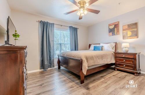Indian Bayou Apartment | Emerald Gem 0.7 miles from beach