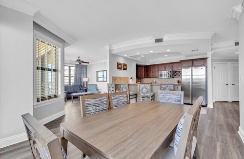 Destin Condo | Emerald Grande Corner 😎 Unit 505 ⛵️⛵️Beach Serv Incl ⛱️⛱️ EV Chargers 🐠🐬🦀