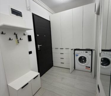 Militari Apartment | Emerald Heaven Studio 2