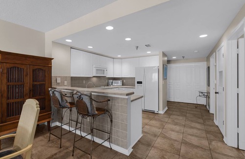 Villa Primera Condo | Emerald Isle 704 | Beachfront | Pool, Gym | Blue Angel Views | My Beach Getaways
