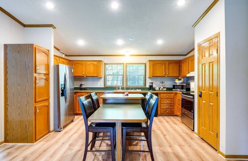Charlestown House | Emerald Lake Retreat Charlestown