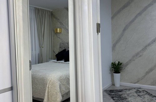 Drumul Taberei Apartment | Emerald LUX Apartment