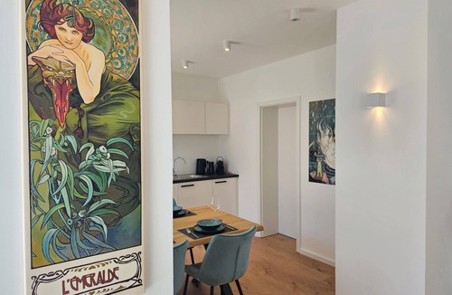 Montabaur Apartment | Emerald - Right next to the castle, terrace, BBQ, switch & stream