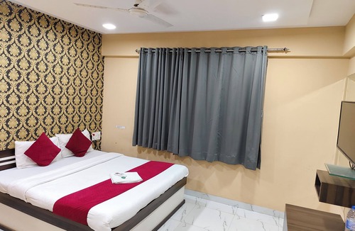 Pimpri - Chinchwad Hotel | Emerald Tree Moshi