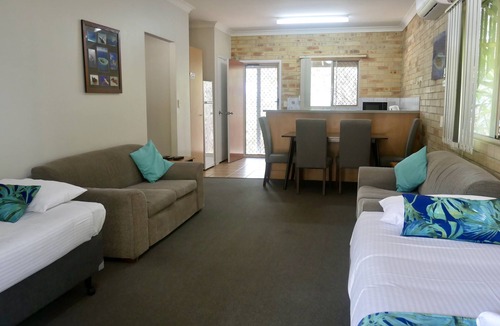 Urraween Hotel | Emeraldene Inn & Eco-Lodge