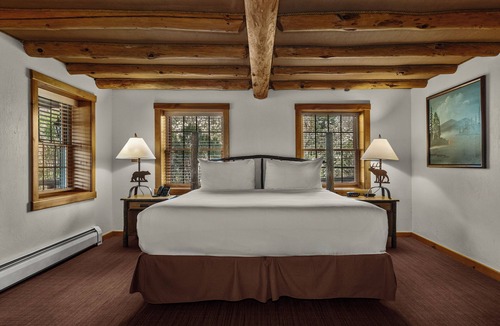 Mount Tremper Hotel | Emerson Resort & Spa