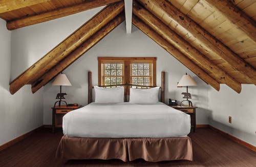 Mount Tremper Hotel | Emerson Resort & Spa