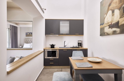 Merichas Hotel | EmGard Suites Kythnos