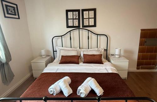 Waldshut-Tiengen Apartment | EMI2 Modern Apartment Free Parking Near Swiss Border