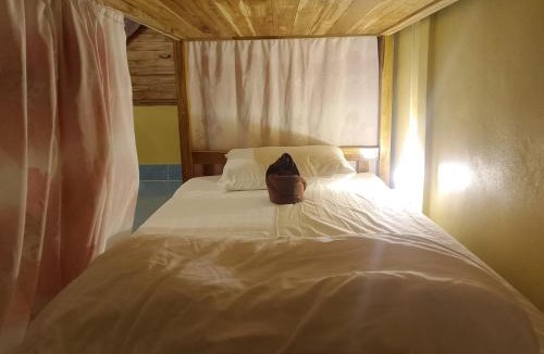 Nong Khiaw Hostel | Emily Dormitory Hostel
