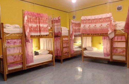 Nong Khiaw Hostel | Emily Dormitory Hostel