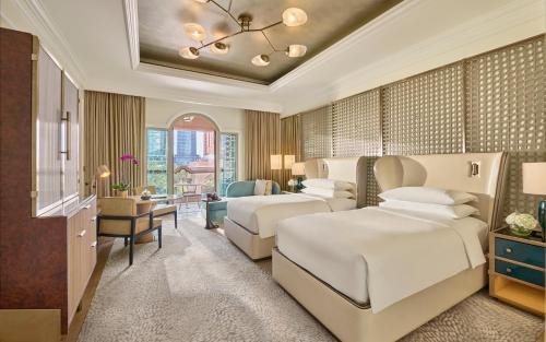 Abu Dhabi Resort | Emirates Palace Mandarin Oriental, Abu Dhabi
