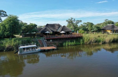 Kavango Cabin | Emms Cubango Ecological Camp