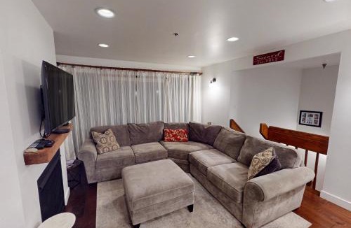 North Park City Apartment | Empire Coalition 207