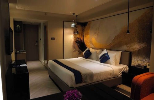 Amravati Hotel | EMPIRE STAY