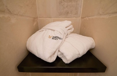 Poggiardo Hotel | Empireo Riad