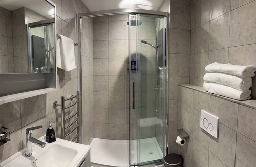 Mexborough Hotel | Empress Building
