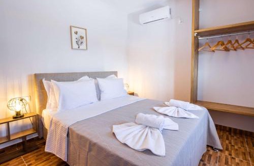 Menetai Apartment | Enalia Suites