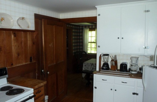 Tyringham Cottage | Enchanted Cottage On Babbling Brook