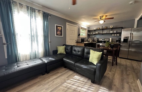 Lady Lake Cottage | Enchanted Cottage