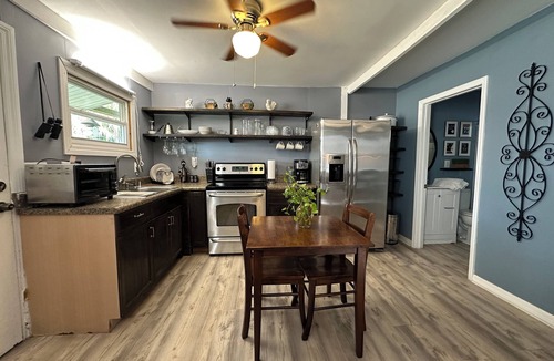 Lady Lake Cottage | Enchanted Cottage
