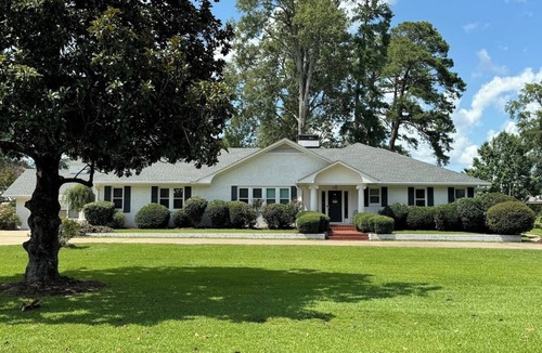 Forest House | Enchanted Forest | 6BR Family & Group Retreat