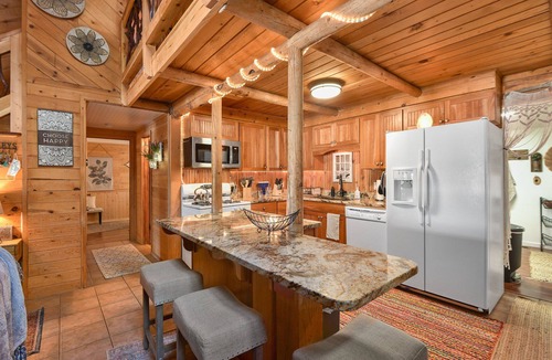 Kachina Village Cabin | Enchanted Forest | Super Cozy Cabin on 2 Acres | Sledding Hills, Tree Swing & Pool Table