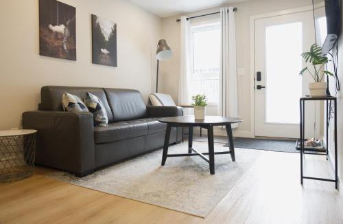 Canmore Apartment | Enchanted Mountain Getaway