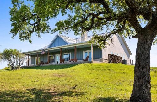 Fredericksburg House | Enchanted Rockview House - 3 Bedroom - Firepit