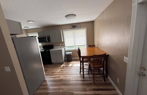 Tudor Area Apartment | Enchanting 2-bedroom apartment in Anchorage