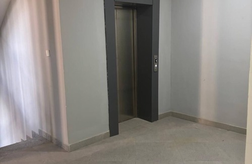 Kirkos Apartment | Enchanting 3-bedroom apartment with WiFi in Addis Ababa