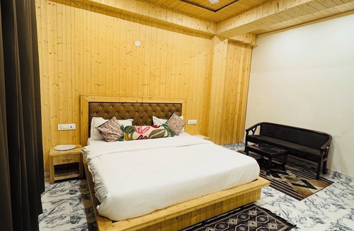 Kasauli Bed & Breakfast | Enchanting bed & breakfast with WiFi in Kasauli. stay with us and feel like home