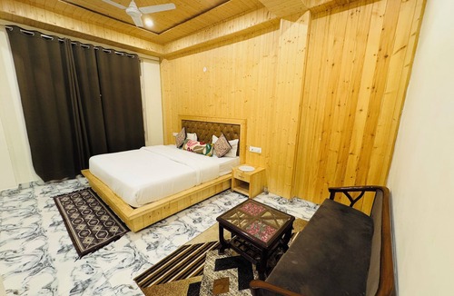 Kasauli Bed & Breakfast | Enchanting bed & breakfast with WiFi in Kasauli. stay with us and feel like home