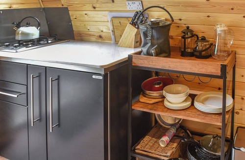 Upper Dicker Cottage | Enchanting glamping experience in East Hoathly.